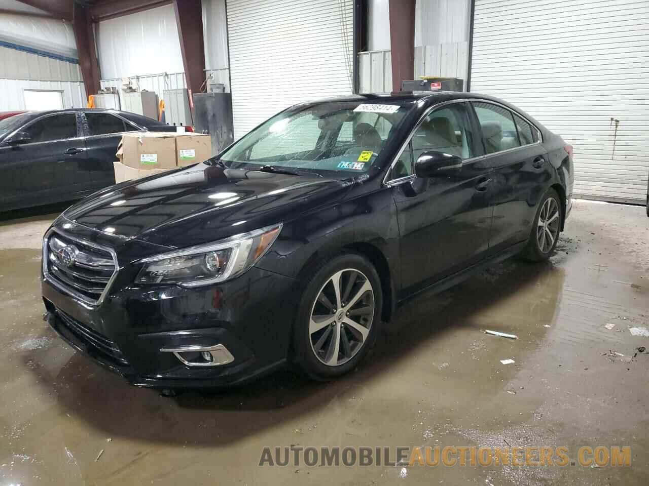 4S3BNAN65J3039017 SUBARU LEGACY 2018