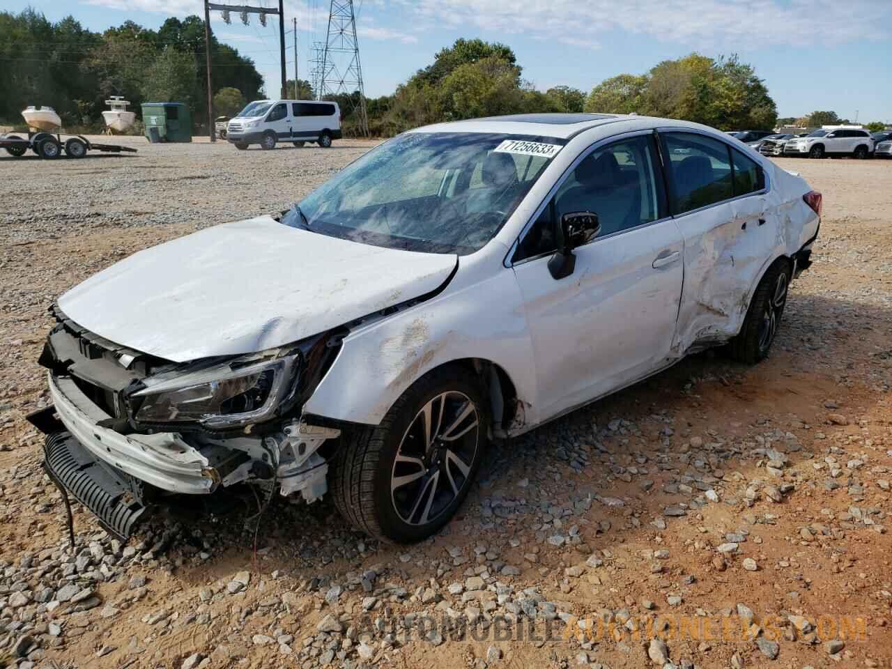 4S3BNAR60J3023933 SUBARU LEGACY 2018