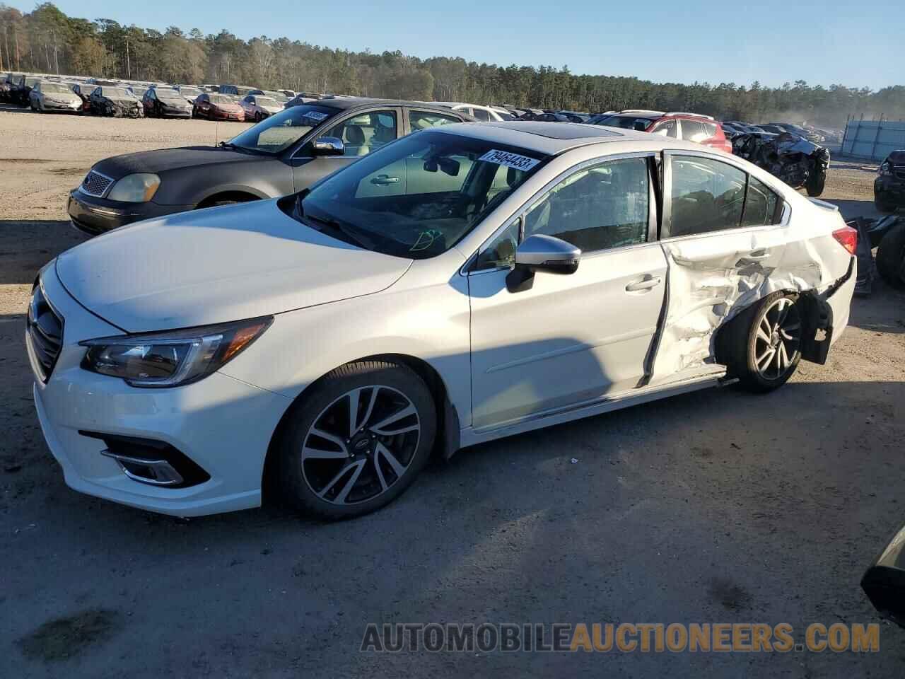 4S3BNAS66J3022098 SUBARU LEGACY 2018