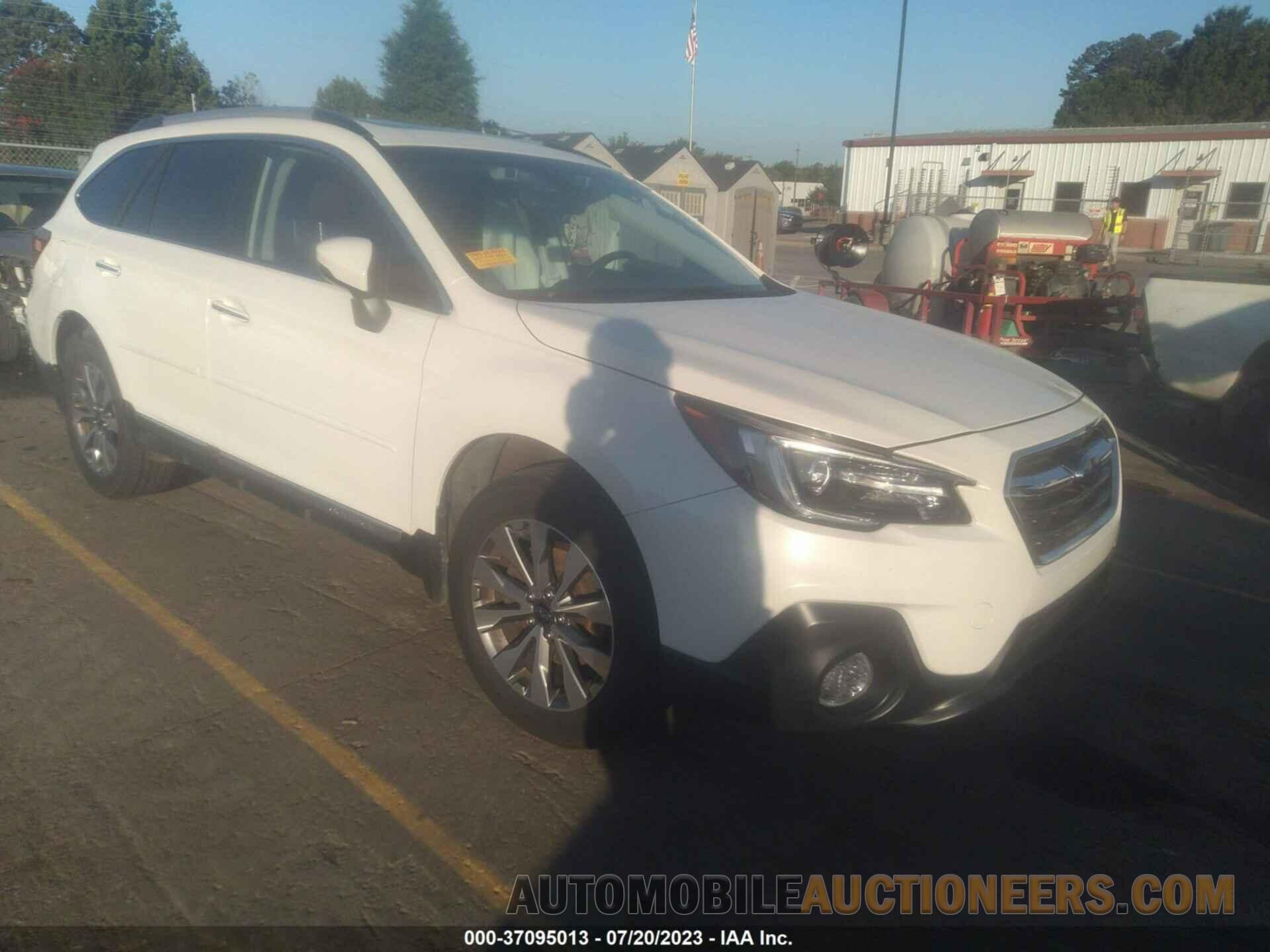 4S4BSATC3J3207900 SUBARU OUTBACK 2018