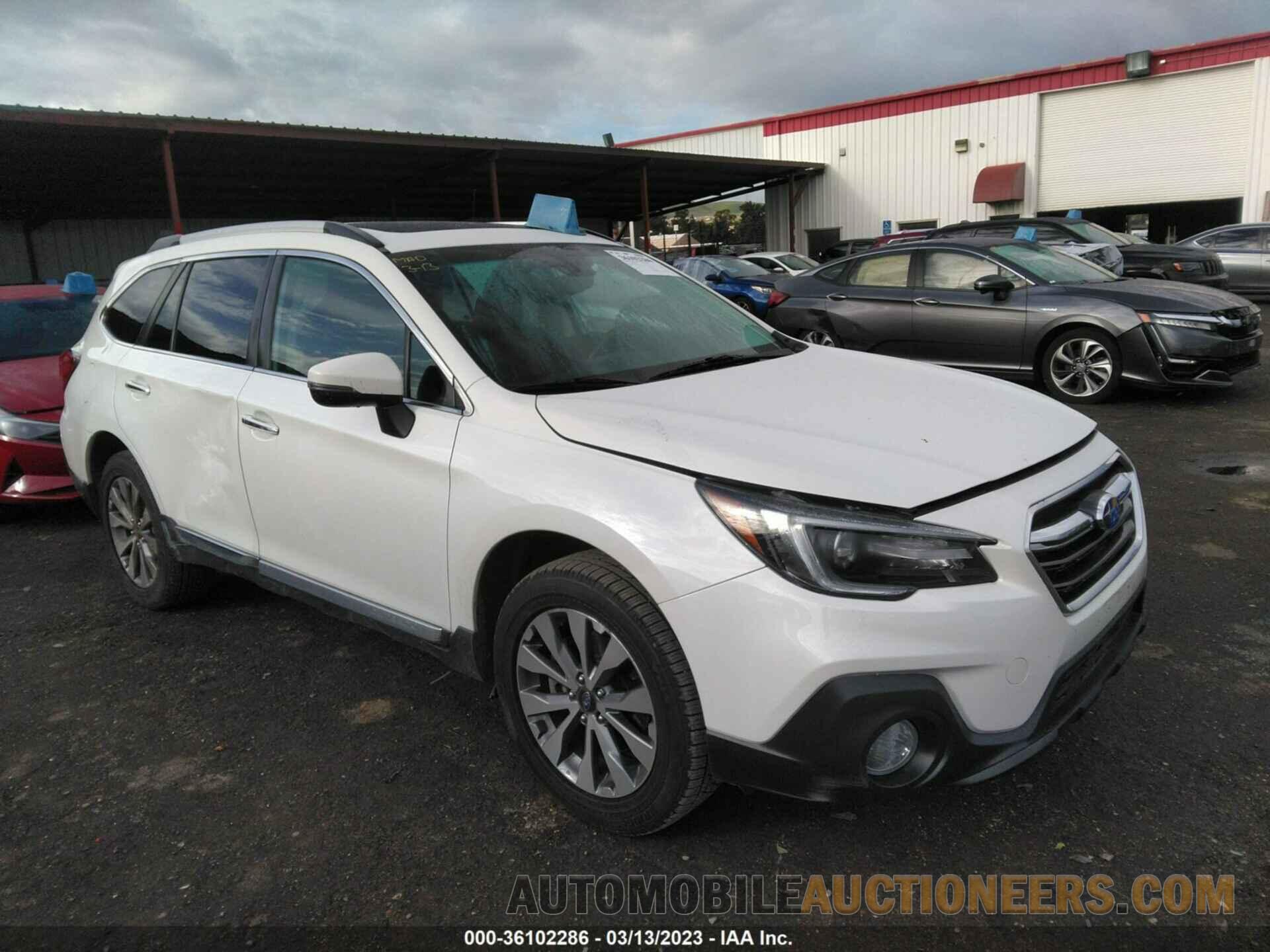 4S4BSATC6J3220656 SUBARU OUTBACK 2018