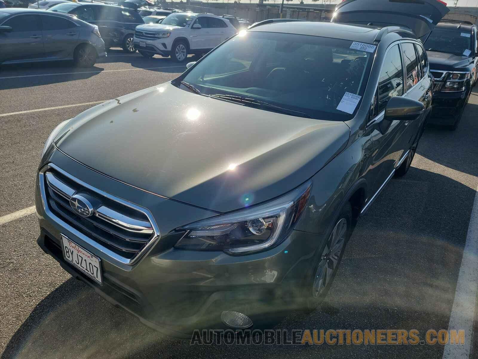 4S4BSETC3K3233132 Subaru Outback 2019