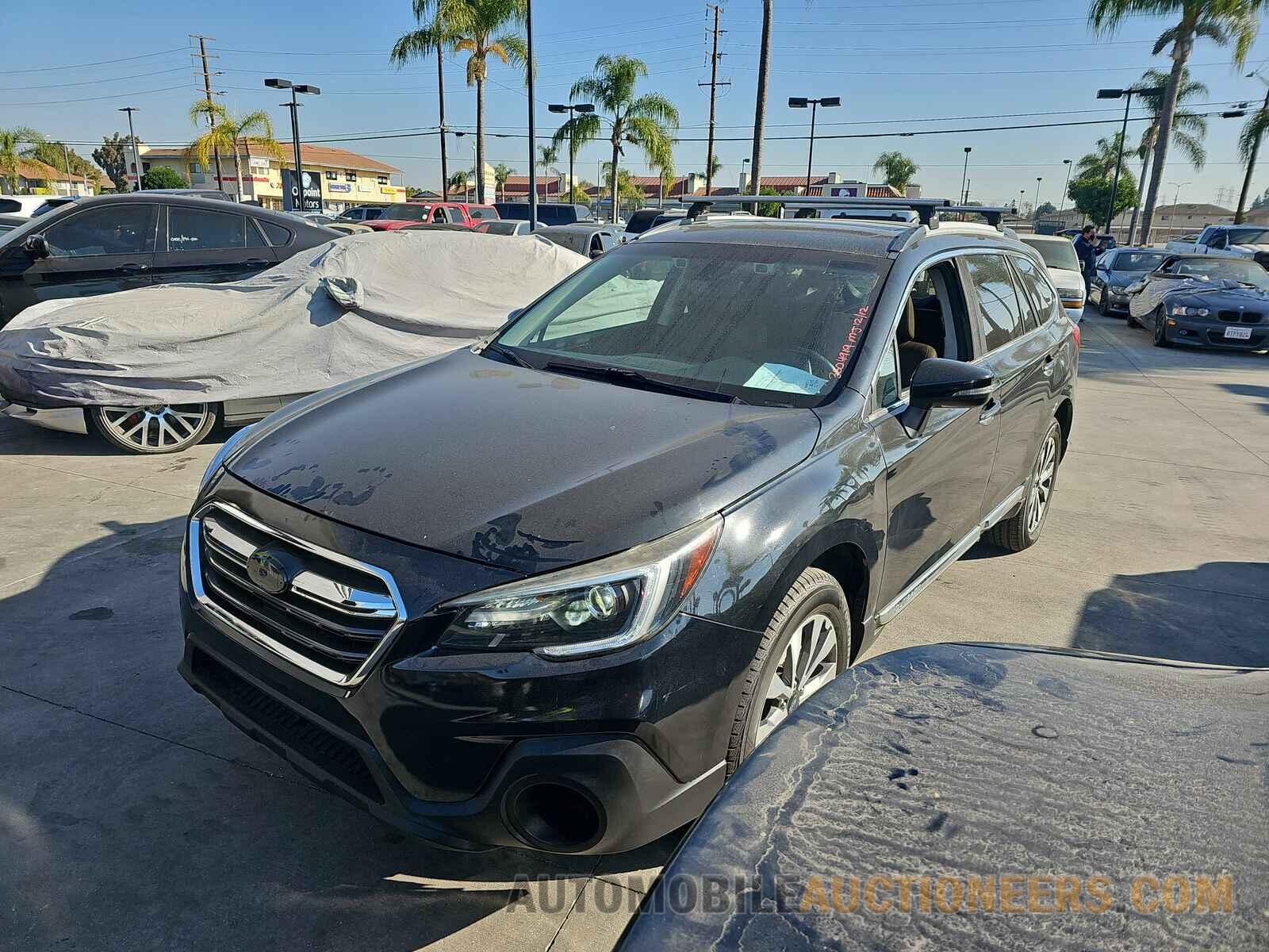 4S4BSETC8J3325707 Subaru Outback 2018