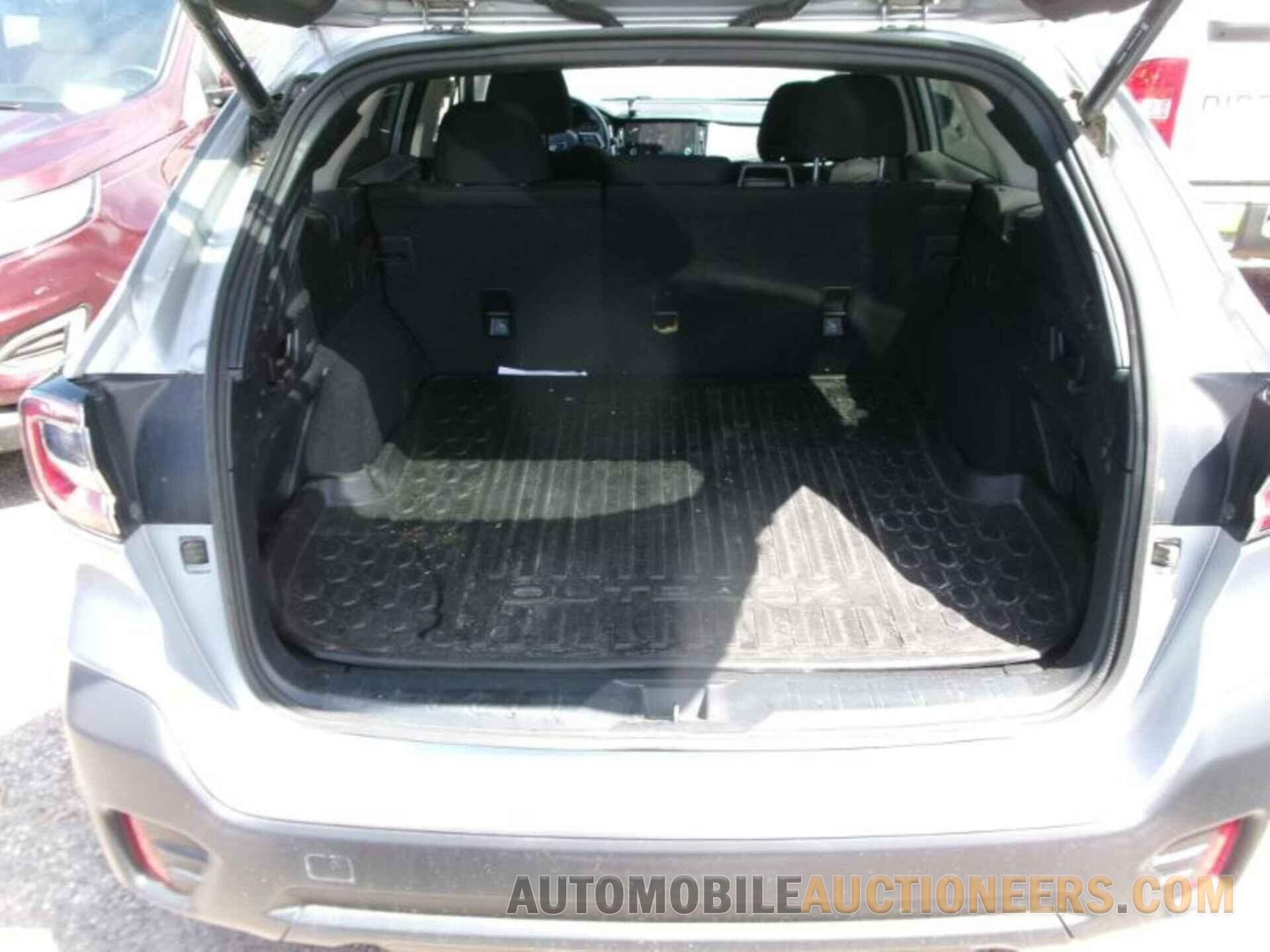 4S4BTADC7N3260018 SUBARU OUTBACK 2022