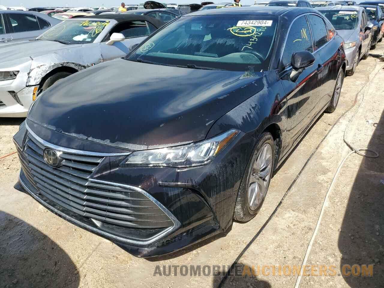 4T1AZ1FB6LU055263 TOYOTA AVALON 2020