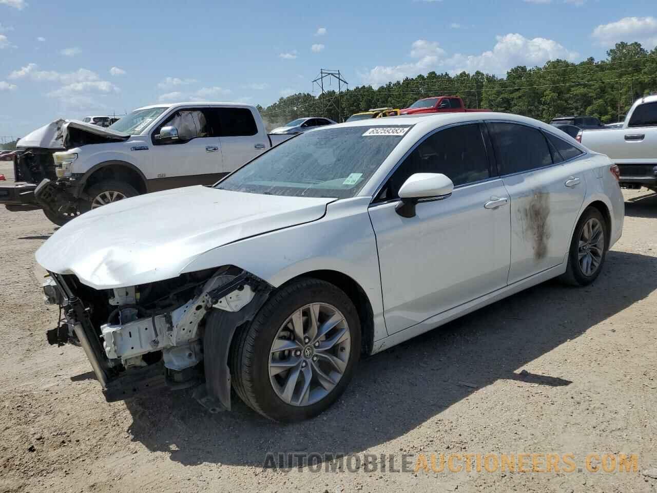 4T1AZ1FBXLU040751 TOYOTA AVALON 2020