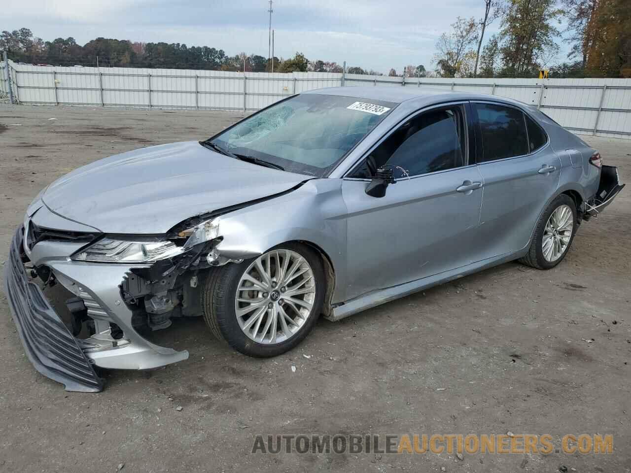 4T1B11HK0JU001995 TOYOTA CAMRY 2018