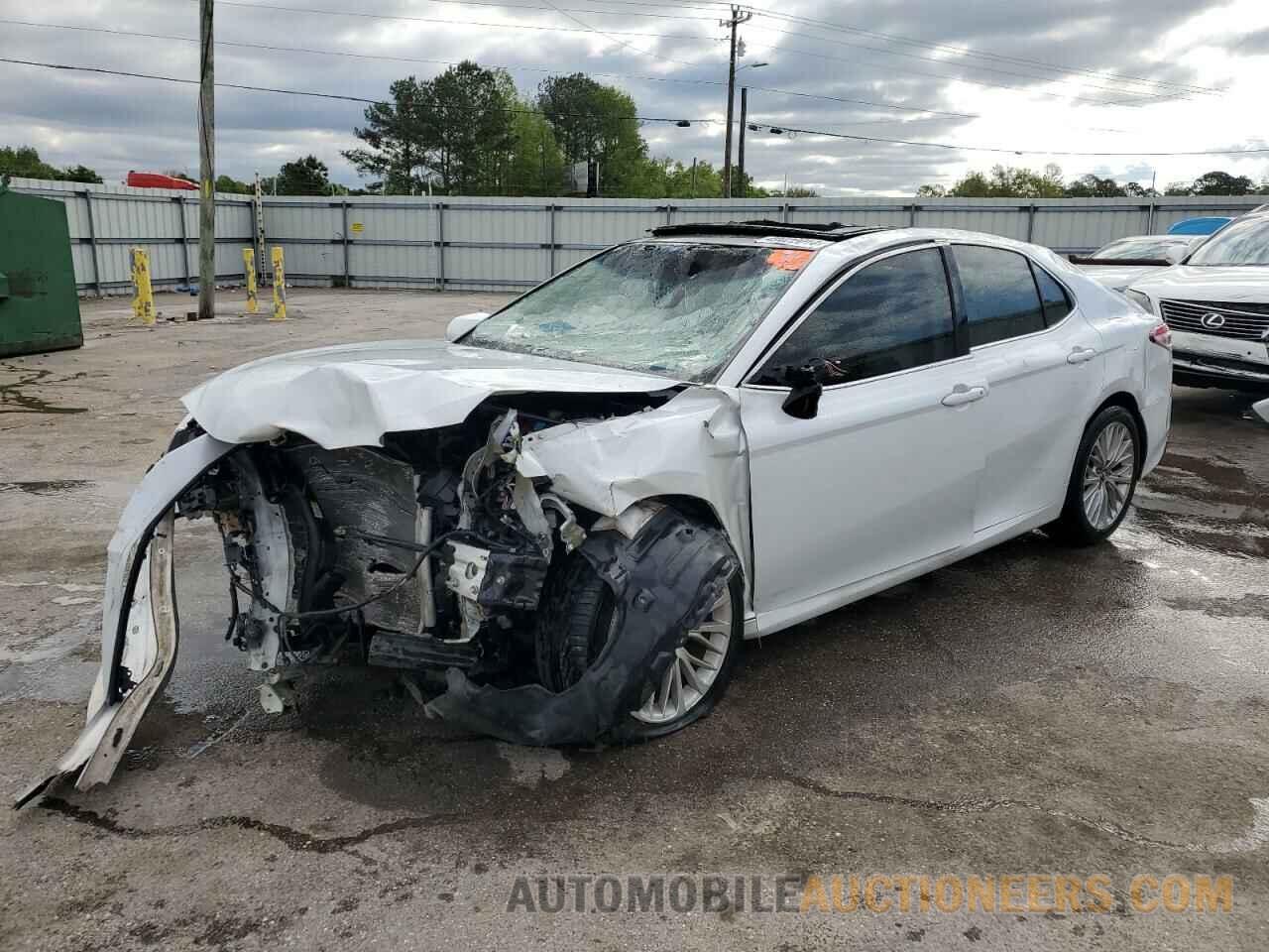 4T1B11HK0JU005321 TOYOTA CAMRY 2018