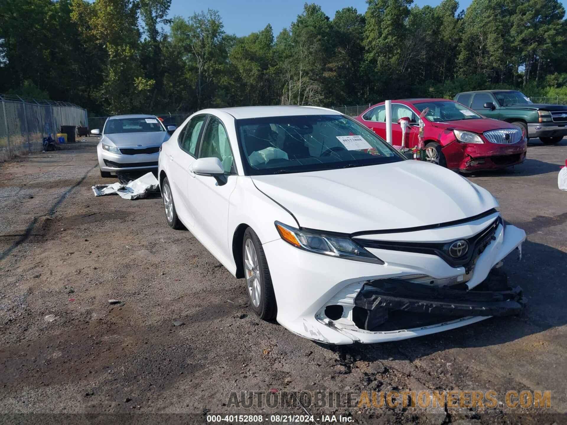 4T1B11HK0JU022491 TOYOTA CAMRY 2018