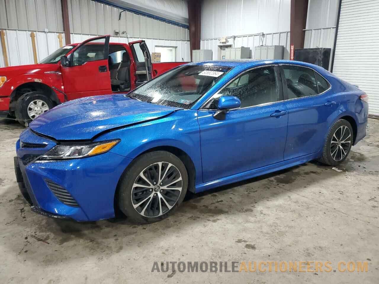 4T1B11HK0JU028971 TOYOTA CAMRY 2018