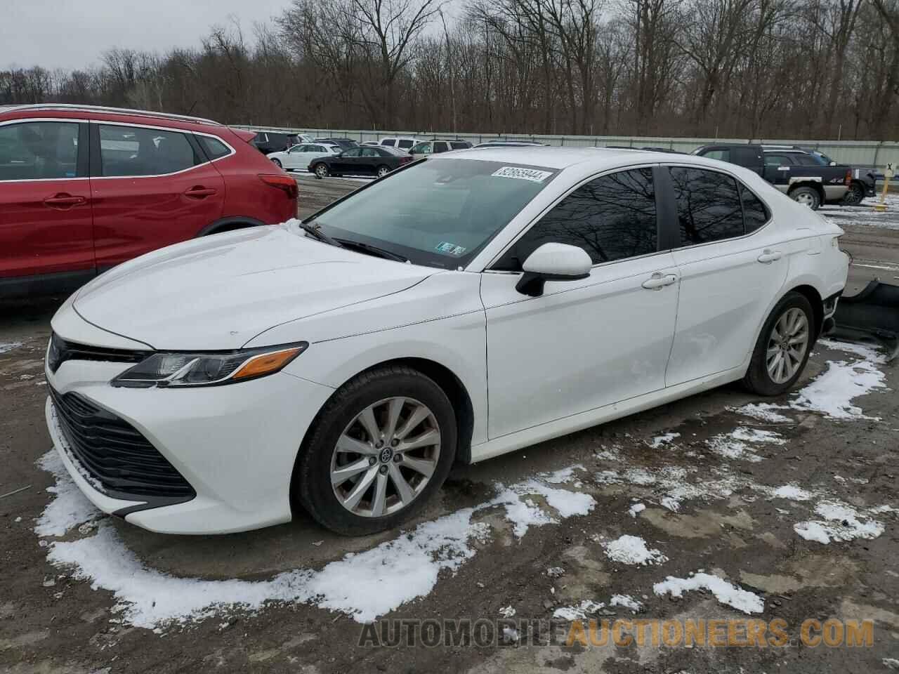 4T1B11HK0JU034494 TOYOTA CAMRY 2018