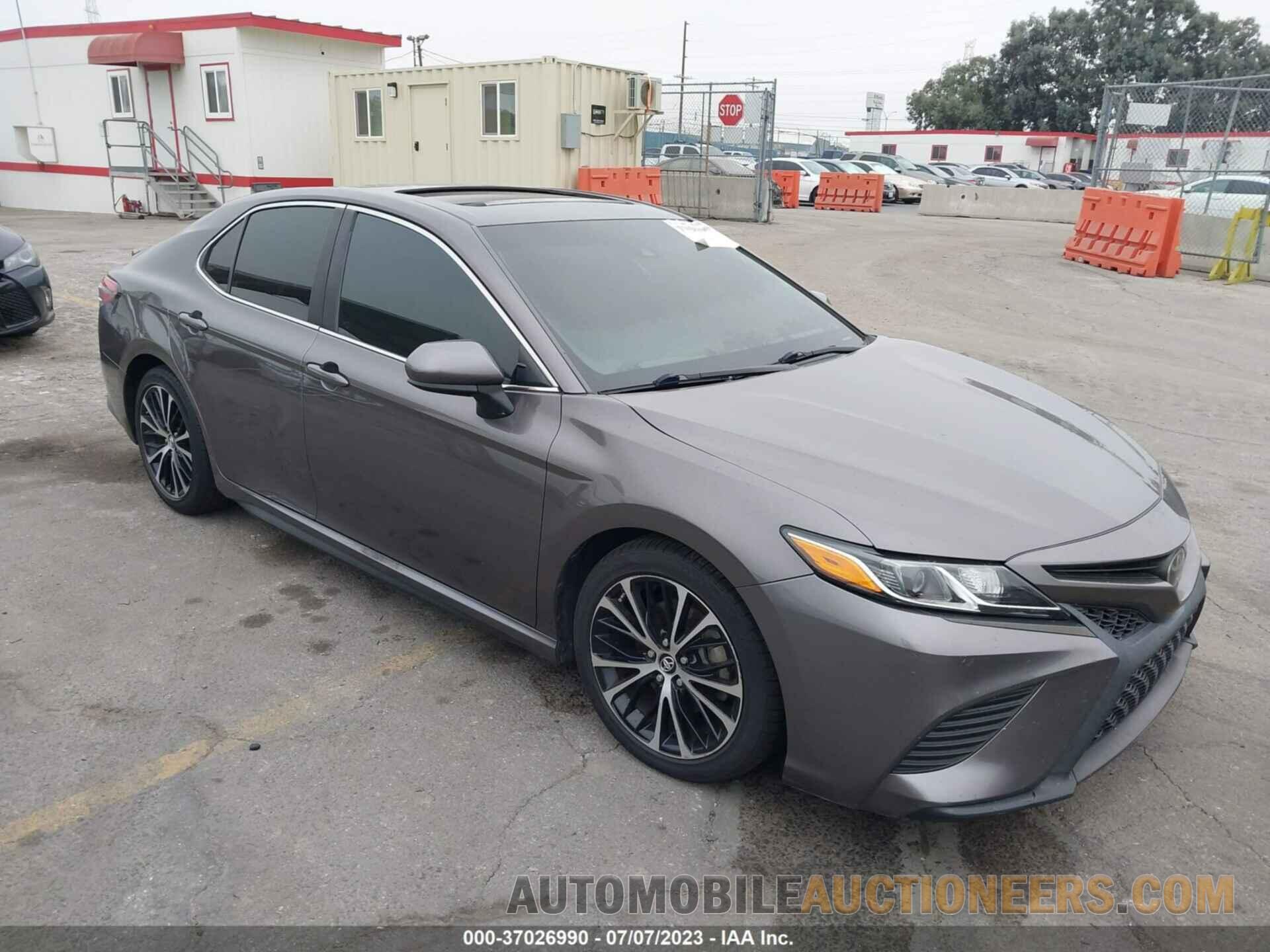 4T1B11HK0JU039730 TOYOTA CAMRY 2018