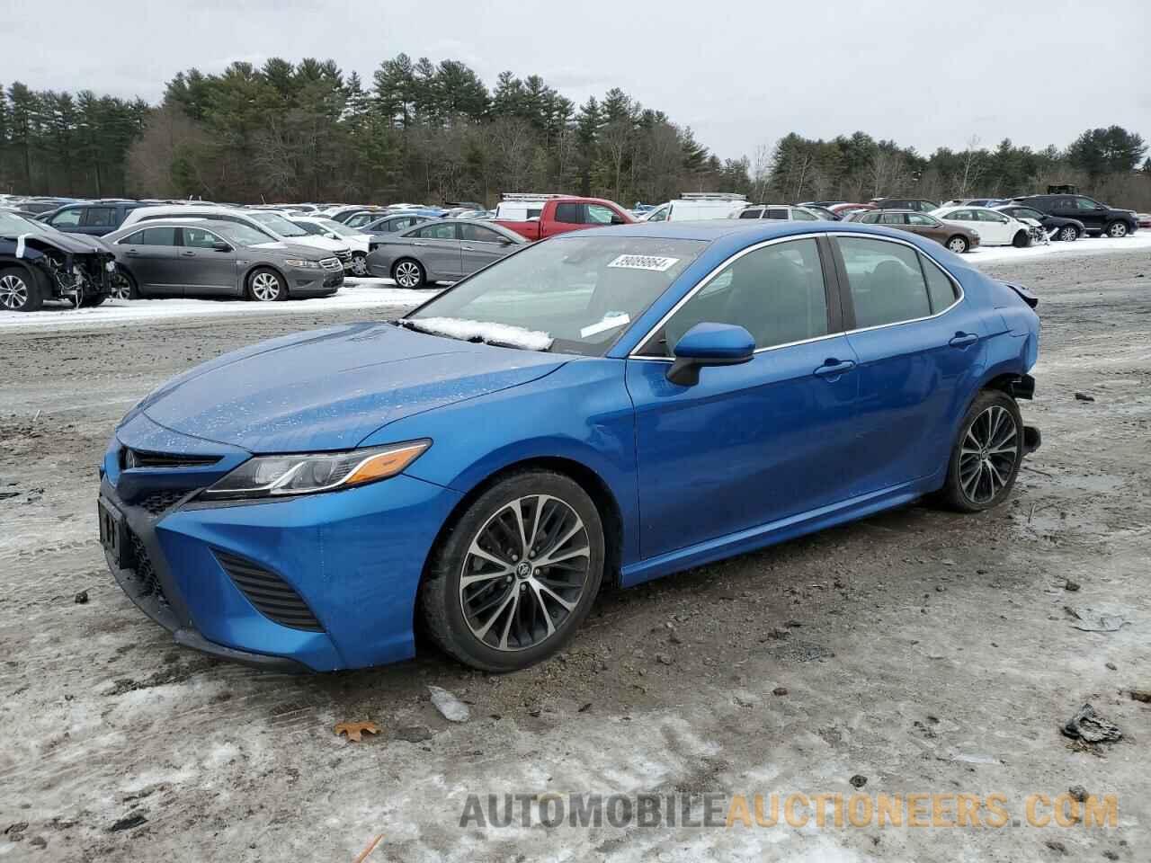 4T1B11HK0JU039890 TOYOTA CAMRY 2018