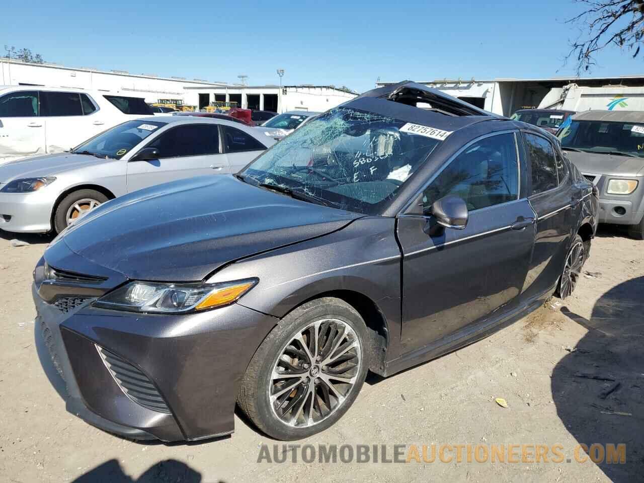 4T1B11HK0JU046001 TOYOTA CAMRY 2018