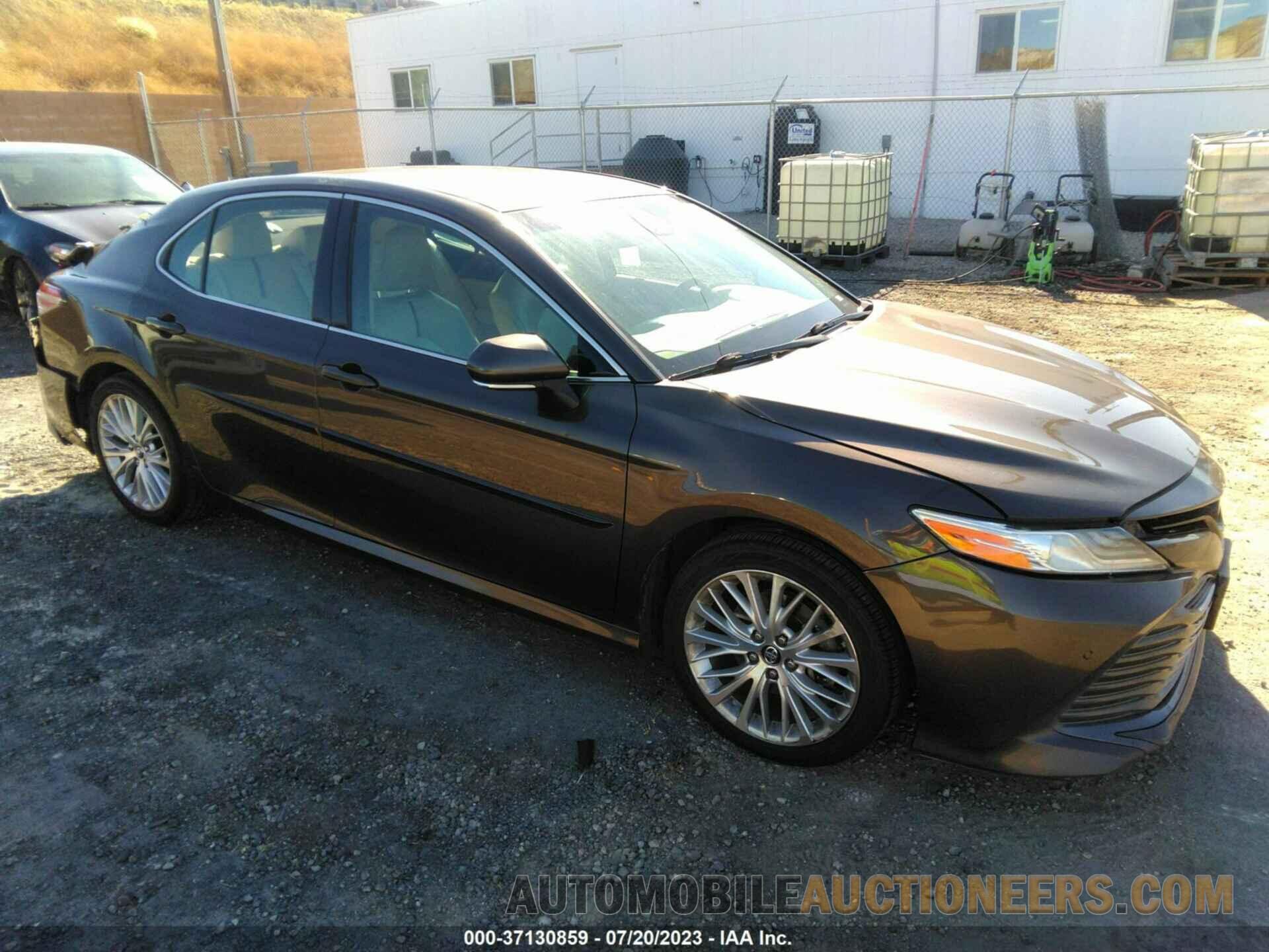 4T1B11HK0JU046595 TOYOTA CAMRY 2018