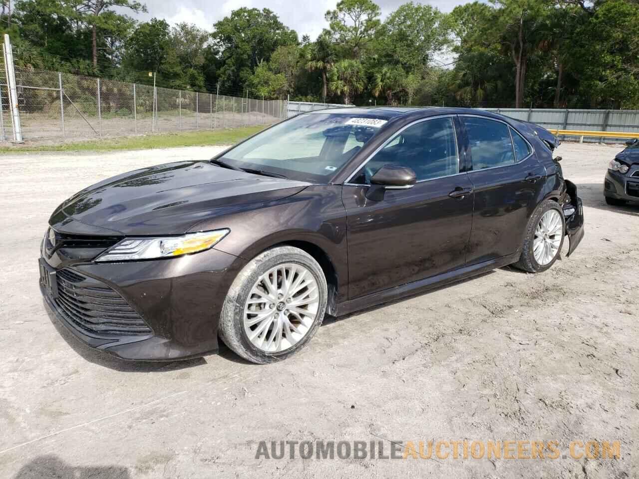 4T1B11HK0JU055538 TOYOTA CAMRY 2018