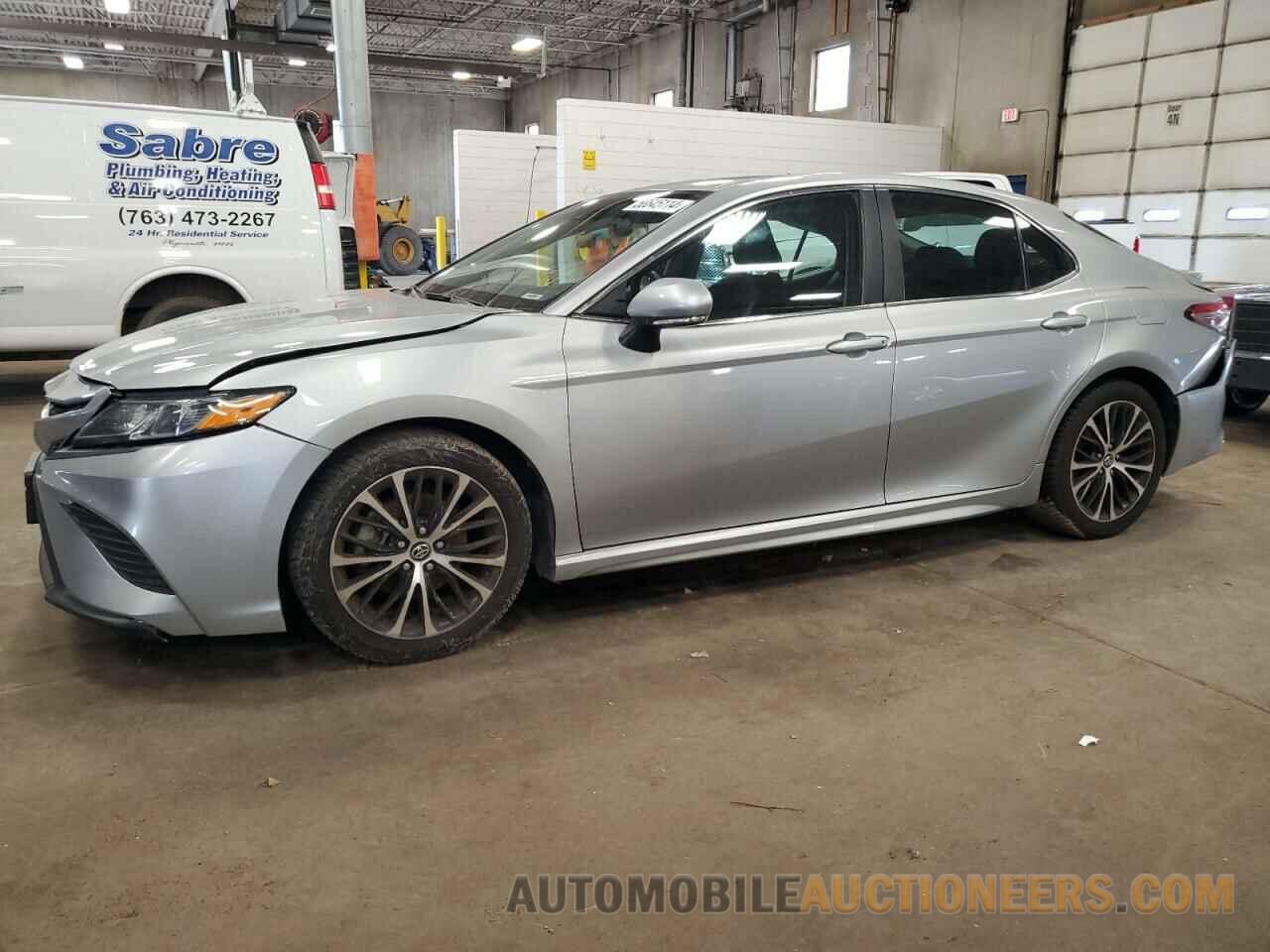 4T1B11HK0JU058651 TOYOTA CAMRY 2018