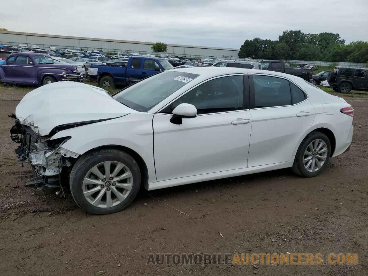 4T1B11HK0JU074039 TOYOTA CAMRY 2018