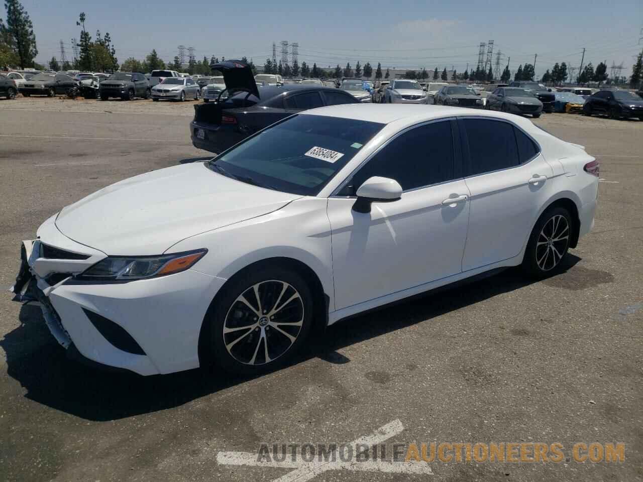 4T1B11HK0JU100204 TOYOTA CAMRY 2018