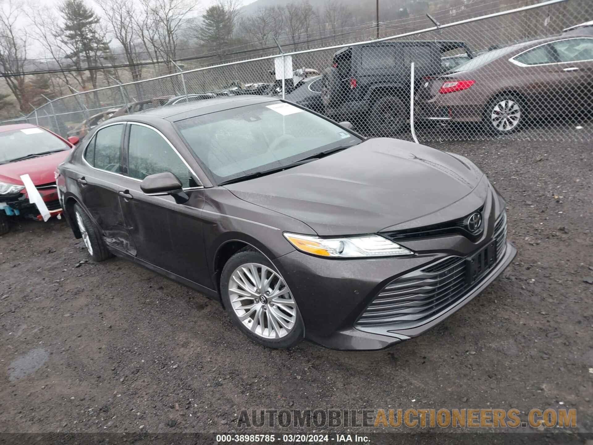 4T1B11HK0JU131937 TOYOTA CAMRY 2018