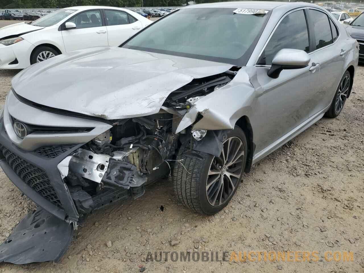 4T1B11HK0JU150245 TOYOTA CAMRY 2018