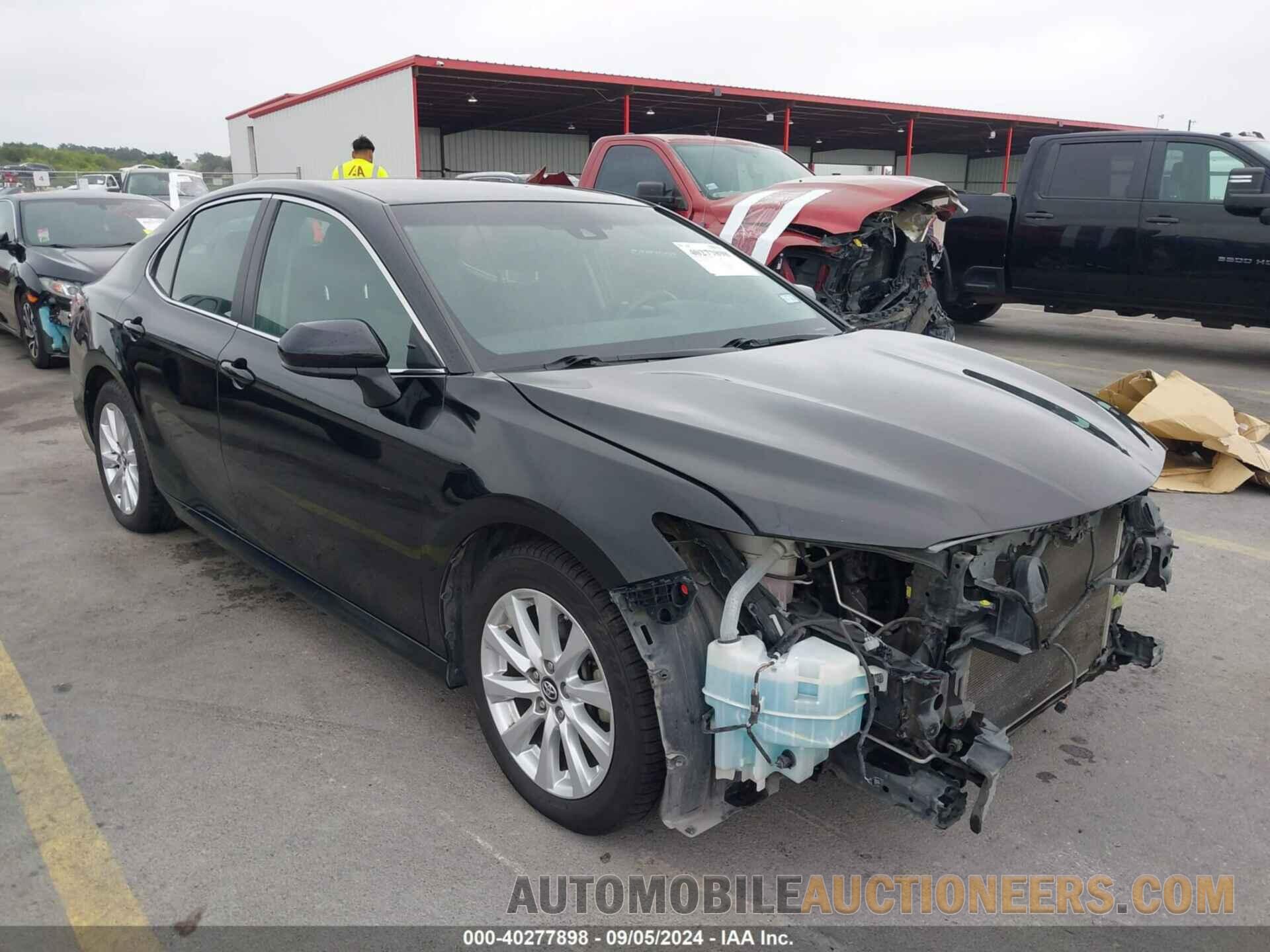 4T1B11HK0JU502532 TOYOTA CAMRY 2018