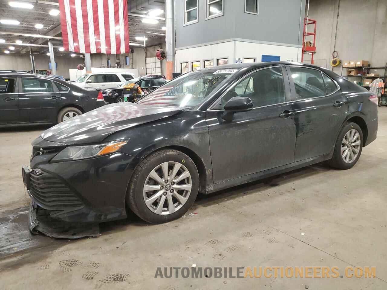 4T1B11HK0JU502725 TOYOTA CAMRY 2018