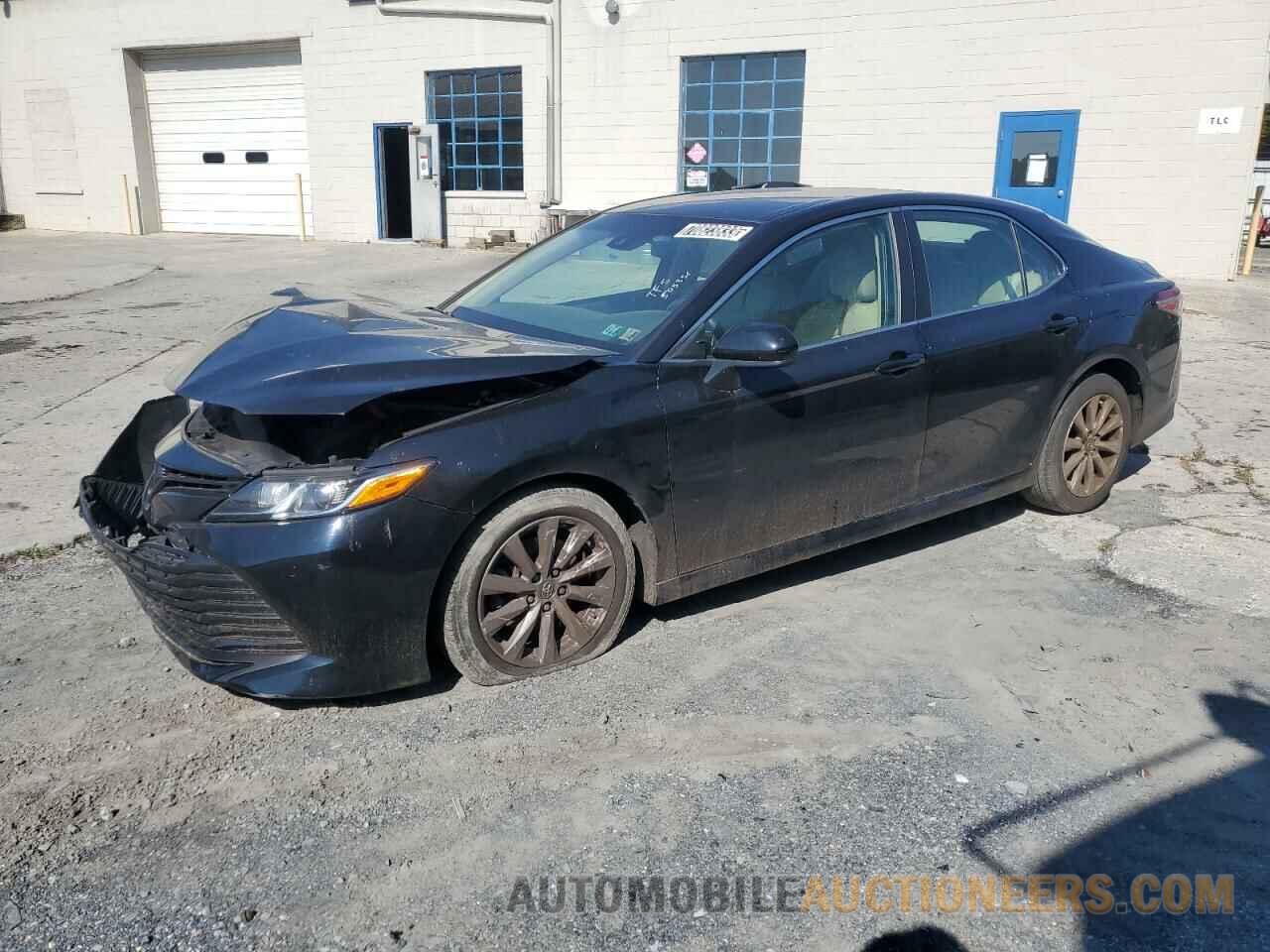 4T1B11HK0JU505351 TOYOTA CAMRY 2018