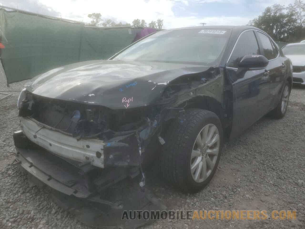 4T1B11HK0JU508234 TOYOTA CAMRY 2018