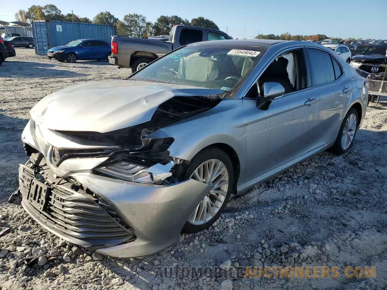 4T1B11HK0JU521095 TOYOTA CAMRY 2018