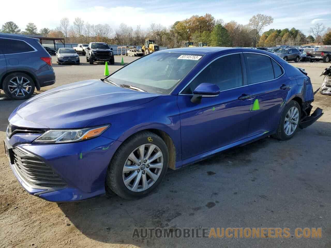 4T1B11HK0JU539242 TOYOTA CAMRY 2018