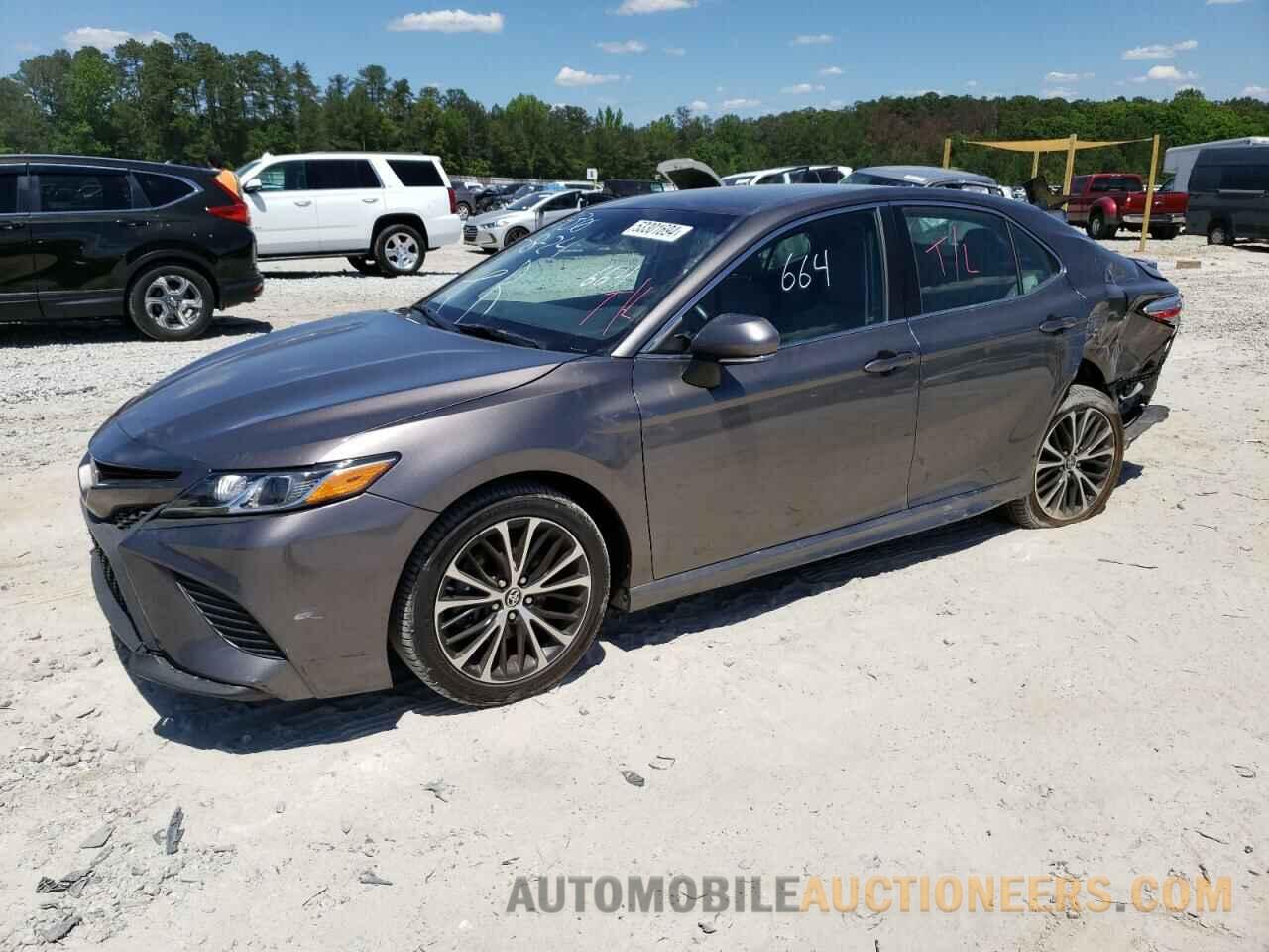 4T1B11HK0JU541430 TOYOTA CAMRY 2018