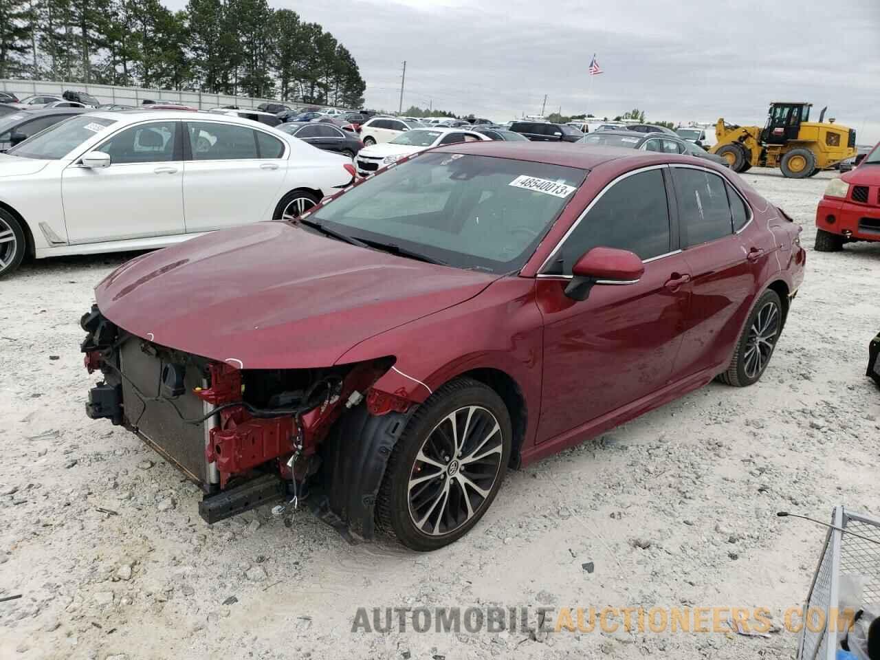 4T1B11HK0JU542898 TOYOTA CAMRY 2018