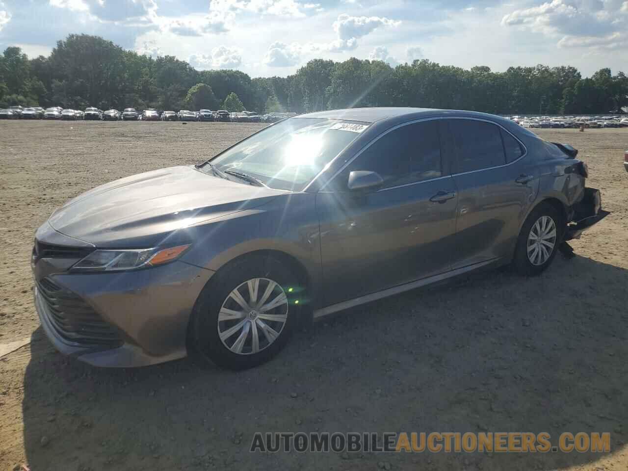 4T1B11HK0JU548538 TOYOTA CAMRY 2018