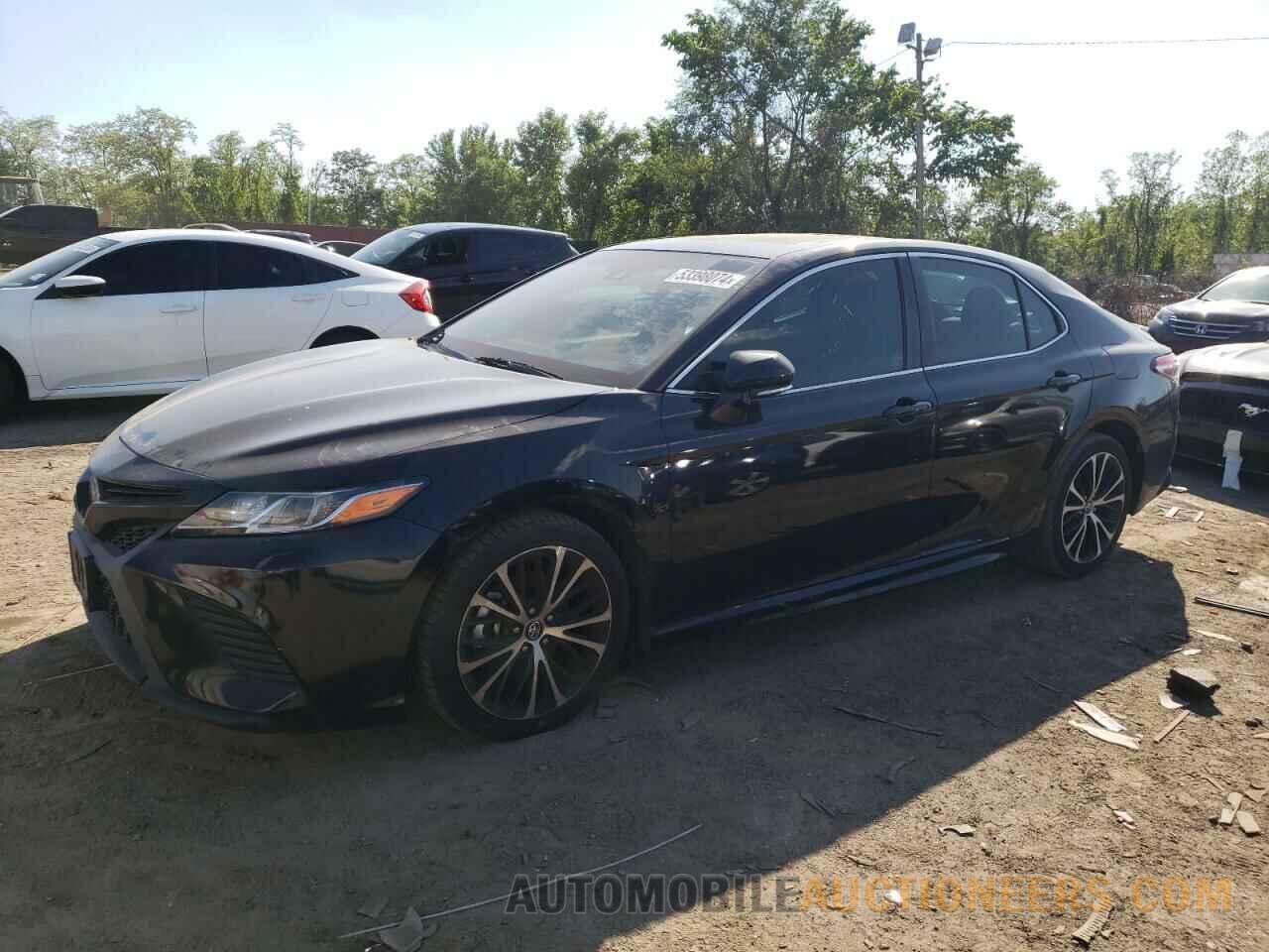 4T1B11HK0JU548684 TOYOTA CAMRY 2018