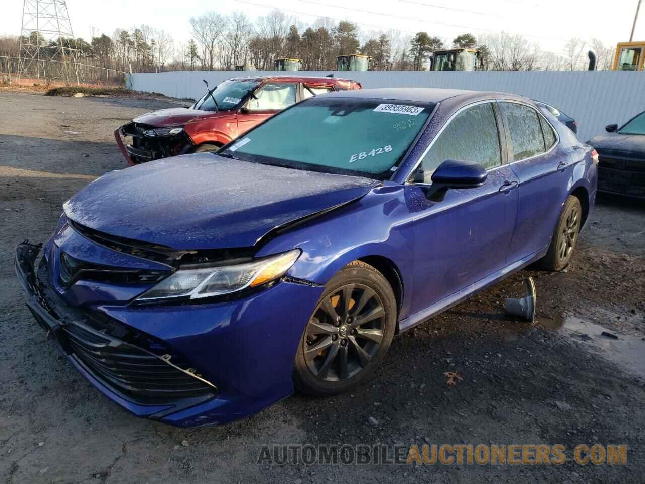 4T1B11HK0JU574671 TOYOTA CAMRY 2018