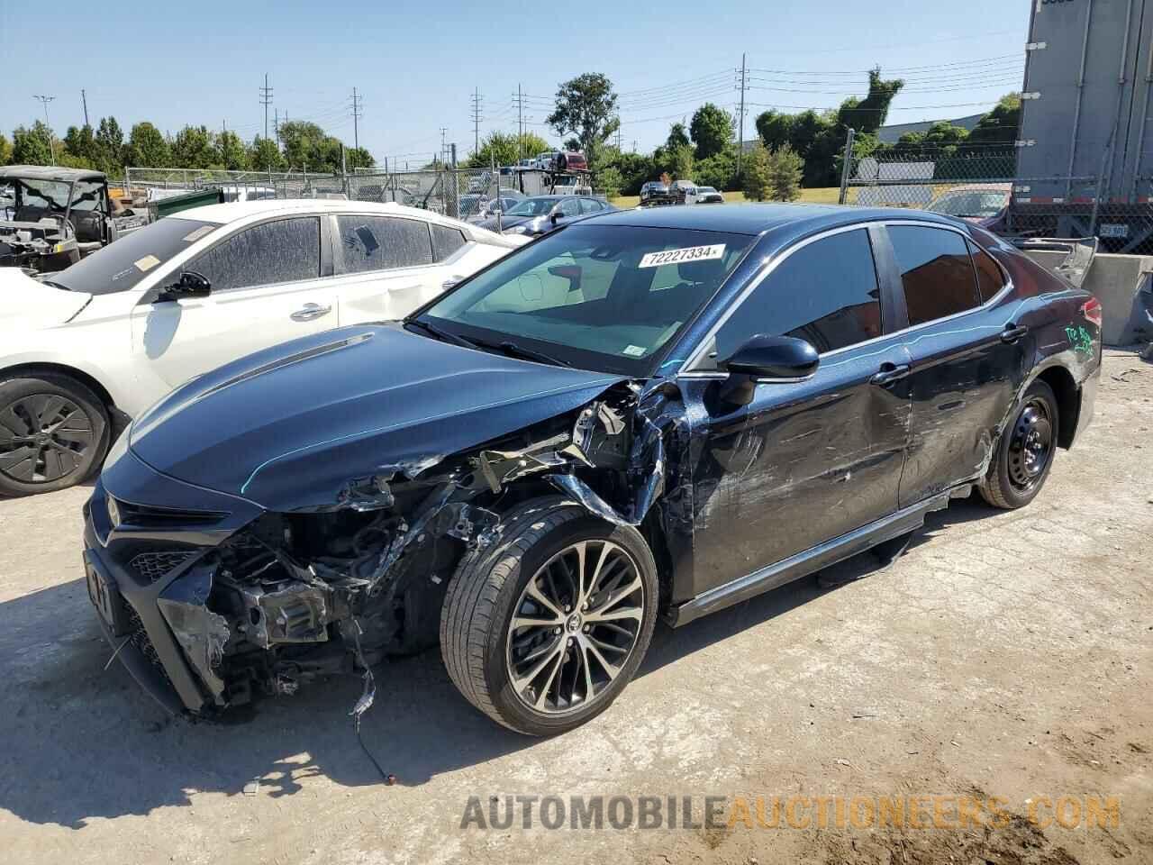 4T1B11HK0JU576095 TOYOTA CAMRY 2018