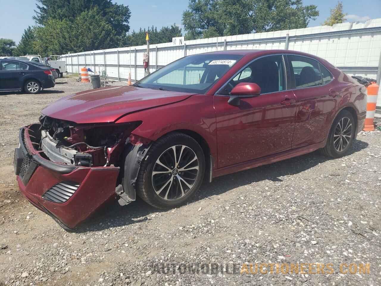 4T1B11HK0JU576615 TOYOTA CAMRY 2018