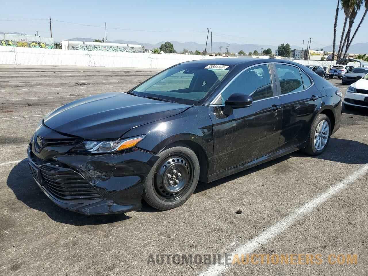 4T1B11HK0JU597920 TOYOTA CAMRY 2018