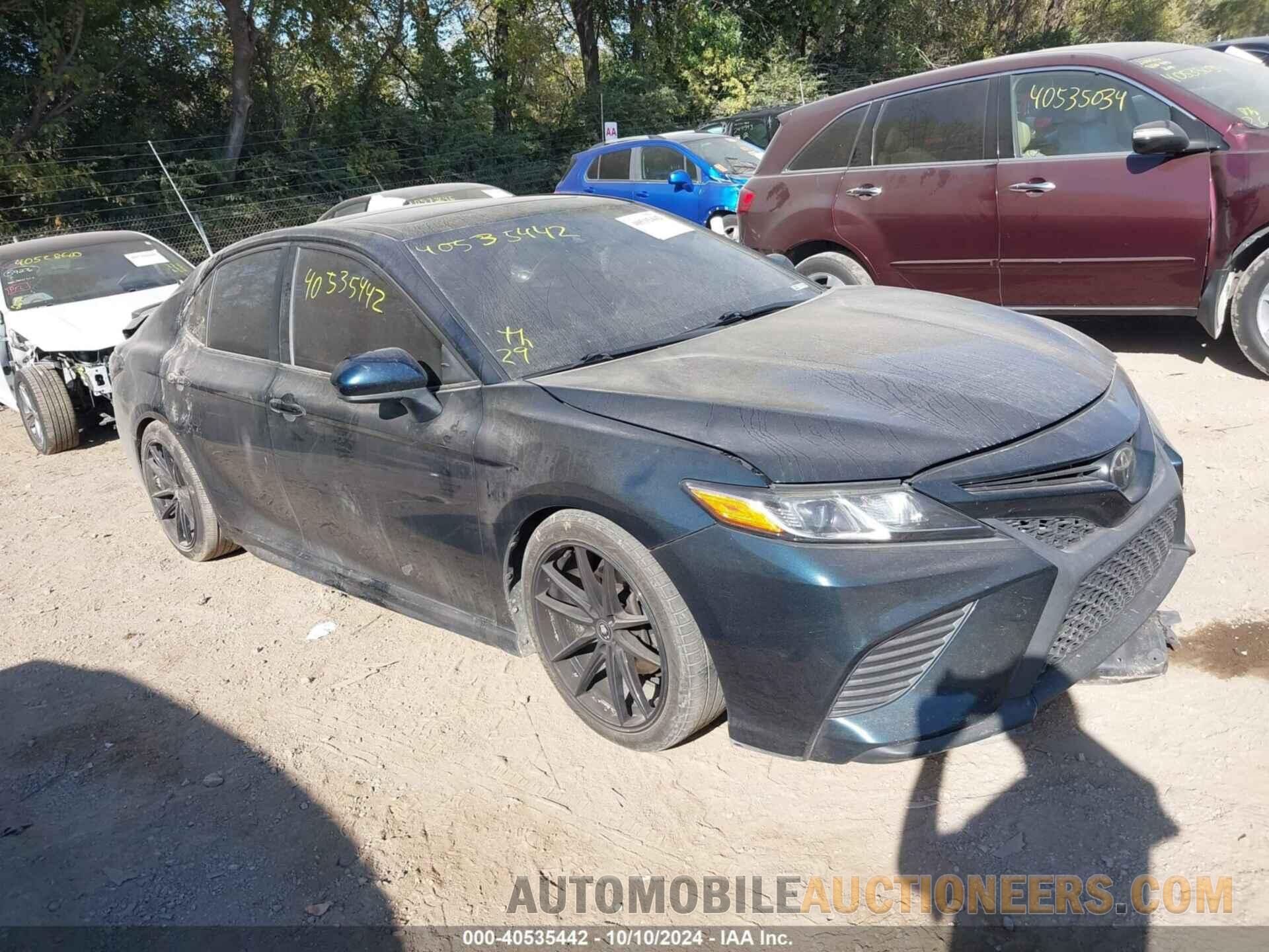 4T1B11HK0JU603294 TOYOTA CAMRY 2018