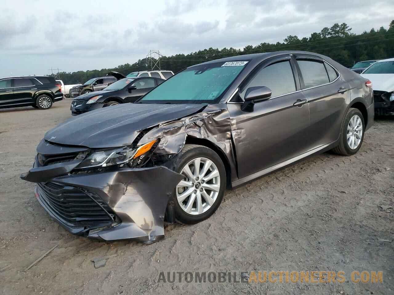 4T1B11HK0JU611234 TOYOTA CAMRY 2018