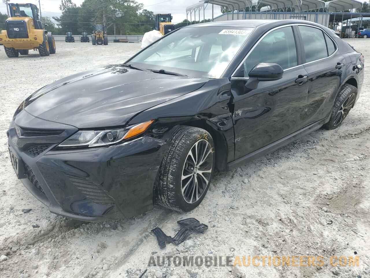 4T1B11HK0JU614344 TOYOTA CAMRY 2018