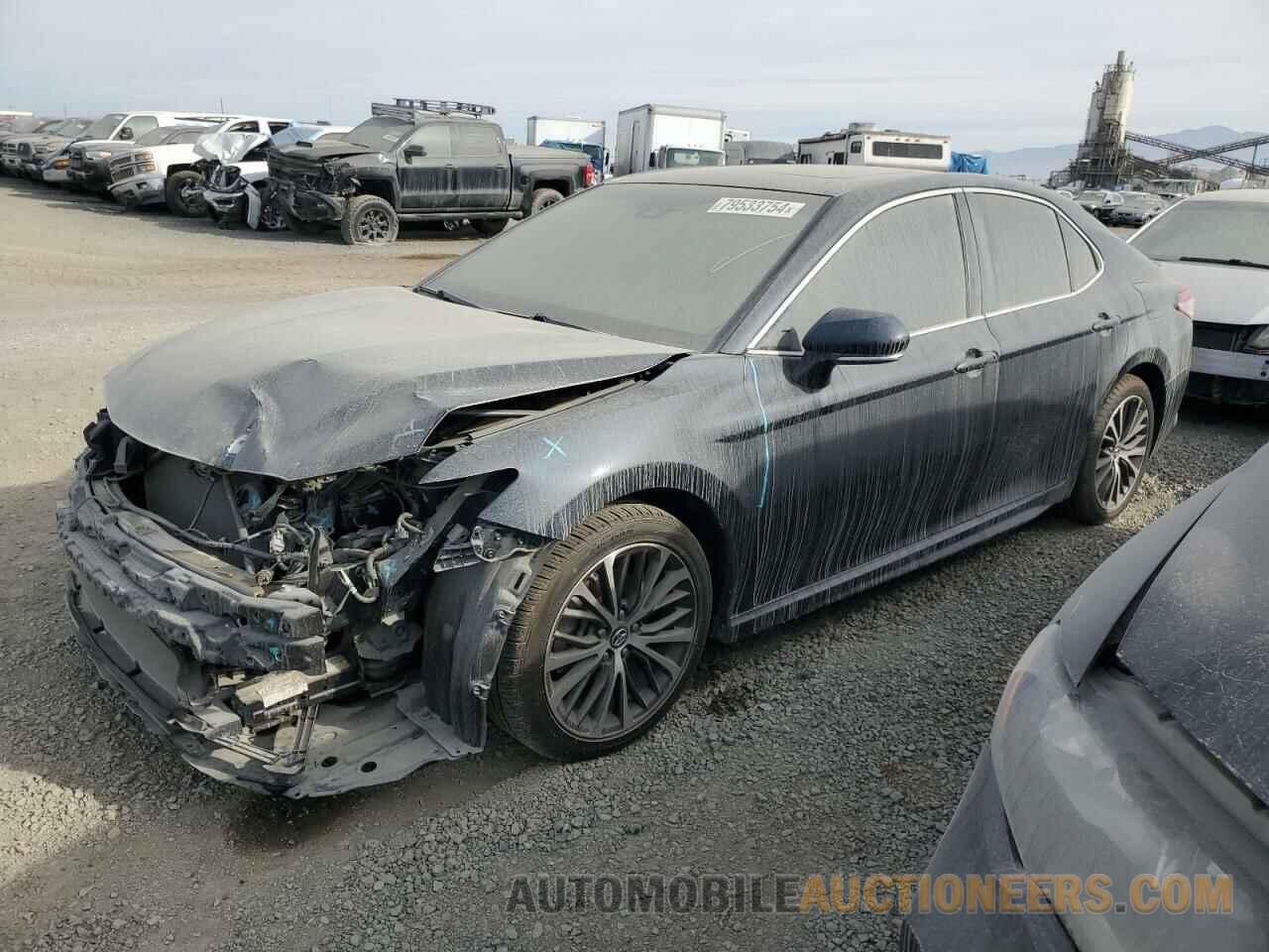 4T1B11HK0JU617485 TOYOTA CAMRY 2018