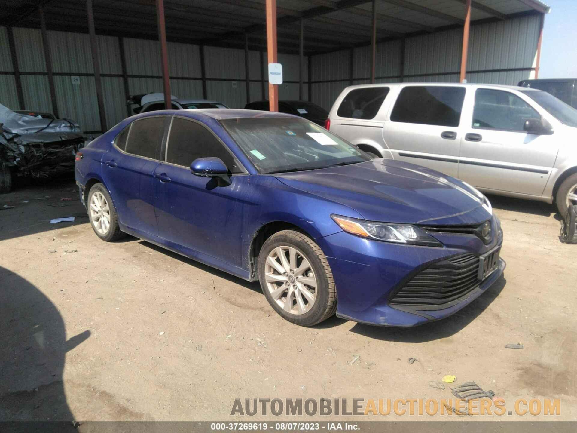 4T1B11HK0JU622007 TOYOTA CAMRY 2018