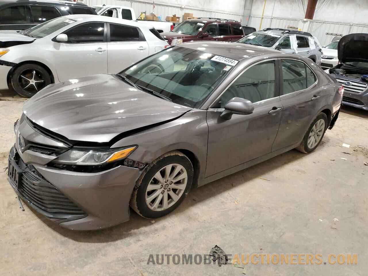 4T1B11HK0JU623853 TOYOTA CAMRY 2018