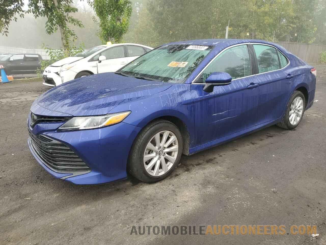 4T1B11HK0JU634769 TOYOTA CAMRY 2018