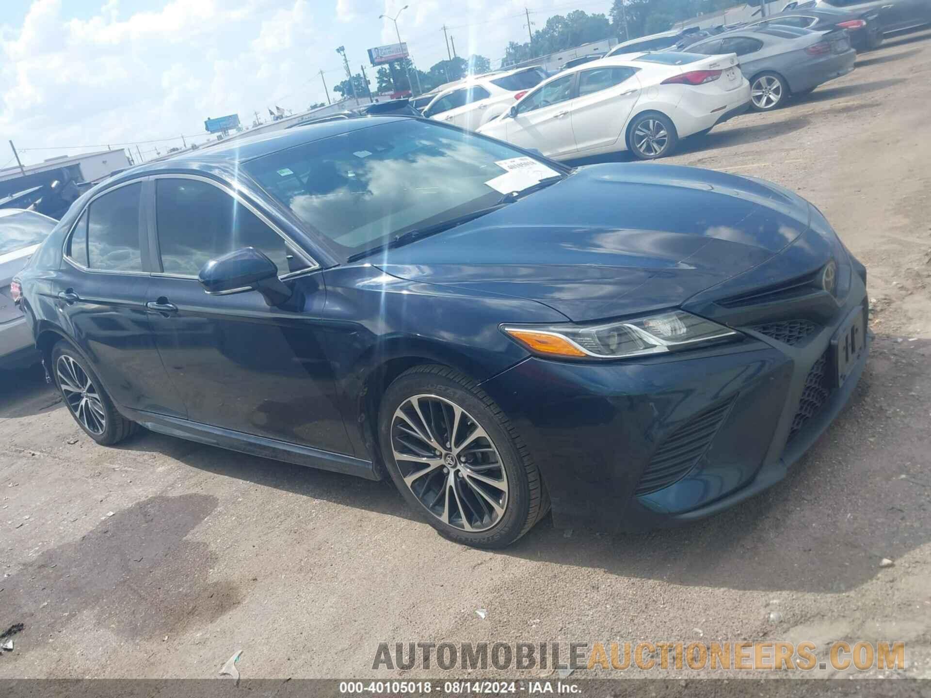 4T1B11HK0JU645108 TOYOTA CAMRY 2018