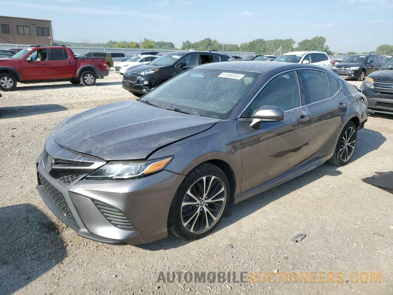 4T1B11HK0JU646291 TOYOTA CAMRY 2018