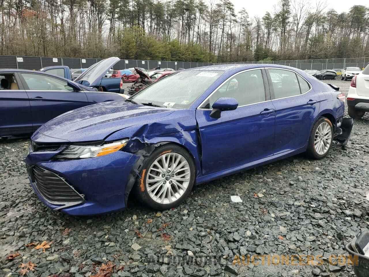 4T1B11HK0JU660966 TOYOTA CAMRY 2018