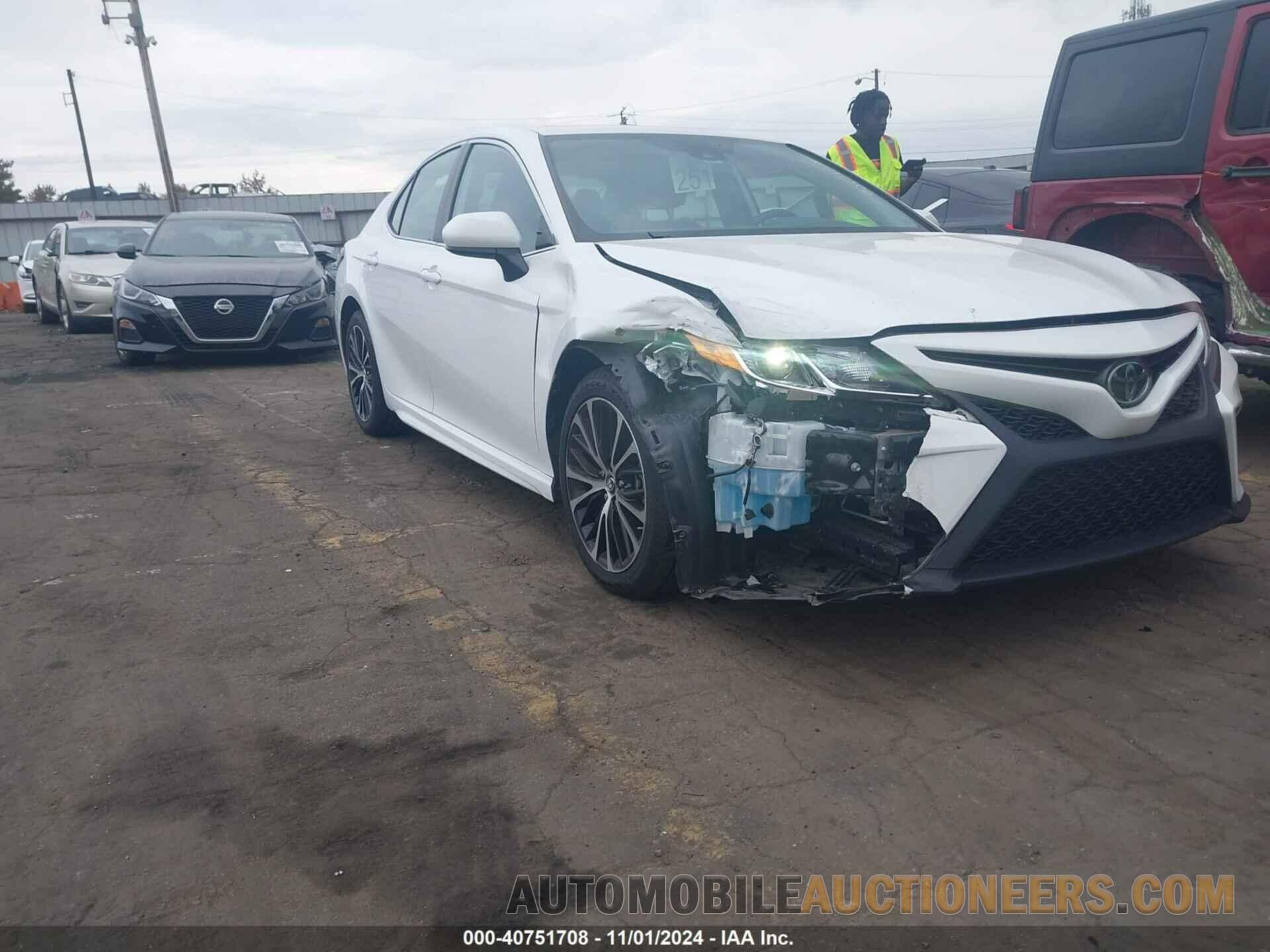 4T1B11HK0KU164843 TOYOTA CAMRY 2019